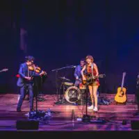 Molly Tuttle : Ryman Auditorium | Photos | LIVING LIFE FEARLESS