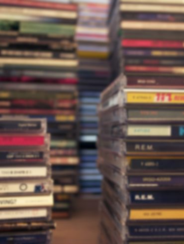 RIAA blasts Amazon and eBay for selling and delivering counterfeit CD's | News | LIVING LIFE FEARLESS