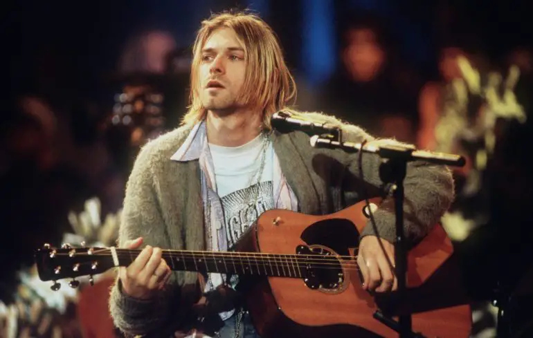 Kurt Cobain’s ‘MTV Unplugged’ cardigan sells for a record-setting $334,00 | News | LIVING LIFE FEARLESS