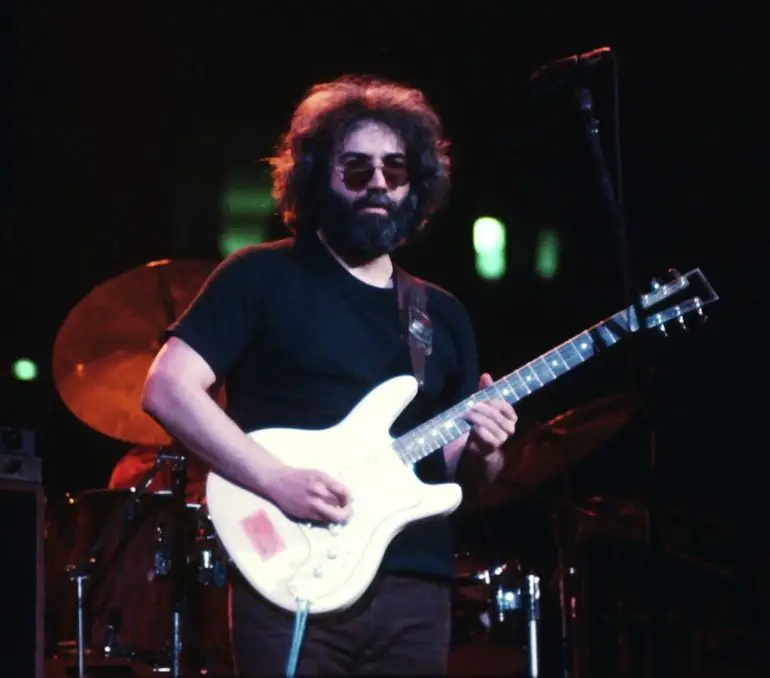 Jerry Garcia's iconic "alligator" guitar is set to be auctioned off | News | LIVING LIFE FEARLESS