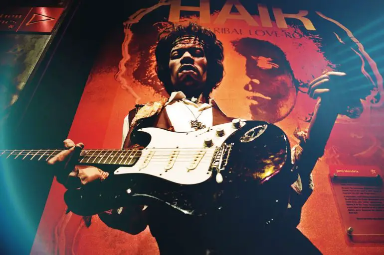 Marking the sad anniversary, a Jimi Hendrix exhibition opens in London | News | LIVING LIFE FEARLESS