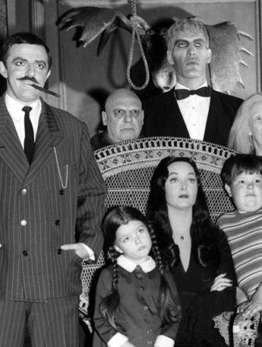 'The Addams Family' TV series to get a Tim Burton reboot | News | LIVING LIFE FEARLESS