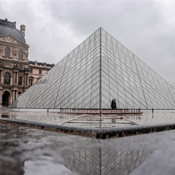 For the first time ever, the Louvre is putting its entire collection of artwork online | News | LIVING LIFE FEARLESS