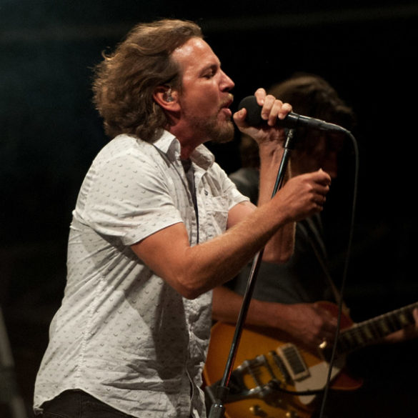 Pearl Jam release audio from 186 of their old live shows | News | LIVING LIFE FEARLESS
