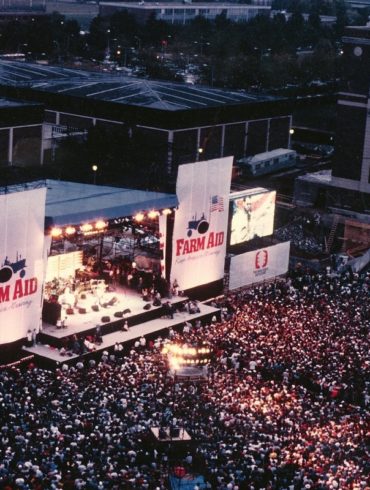 Farm Aid Is Set To Return This Autumn | News | LIVING LIFE FEARLESS