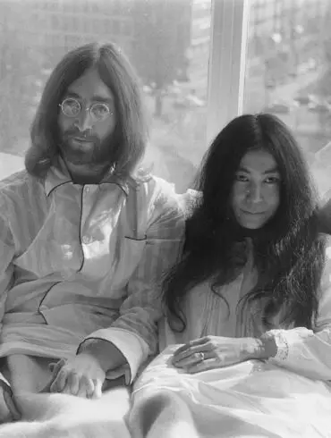 A New Doc will Revisit the Week John Lennon and Yoko Ono Hosted a TV Talk Show | News | LIVING LIFE FEARLESS