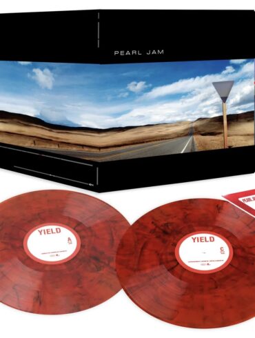 Pearl Jam’s Seminal Album 'Yield' Gets an Anniversary Vinyl Reissue | News | LIVING LIFE FEARLESS