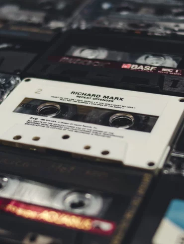 First Vinyl, Now Cassette Tapes Are on the Way Back with a Two-Decade High | News | LIVING LIFE FEARLESS