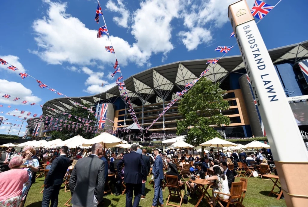Fashion Do's and Don'ts: What To Wear For Royal Ascot 2023 | Features | LIVING LIFE FEARLESS