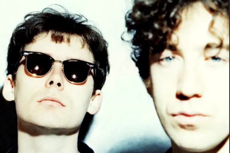 Shoegaze Progenitors Jesus & Mary Chain Announce Their New Memoir | News | LIVING LIFE FEARLESS
