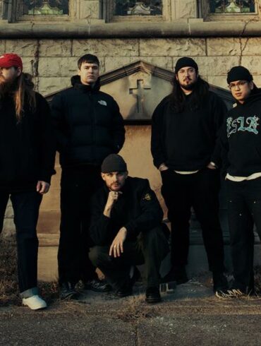 Hardcore Favorites Knocked Loose Deliver Raging New Single "Blinding Faith" | Latest Buzz | LIVING LIFE FEARLESS