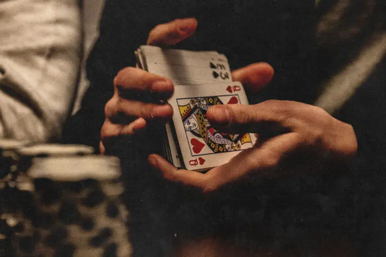 The Evolution of Poker in Cinema: From Background Activity to Center Stage | Features | LIVING LIFE FEARLESS
